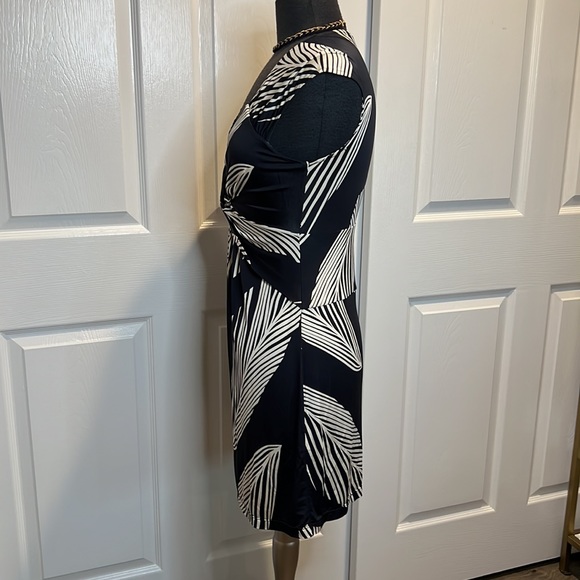 BCBG Maxazria dress size Small petite - Picture 2 of 5